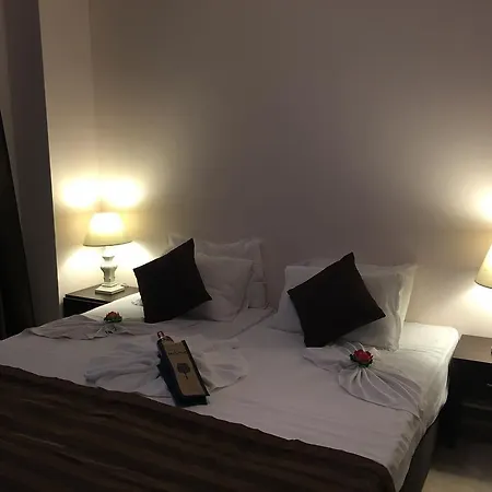 Natasha Beachside Apartment